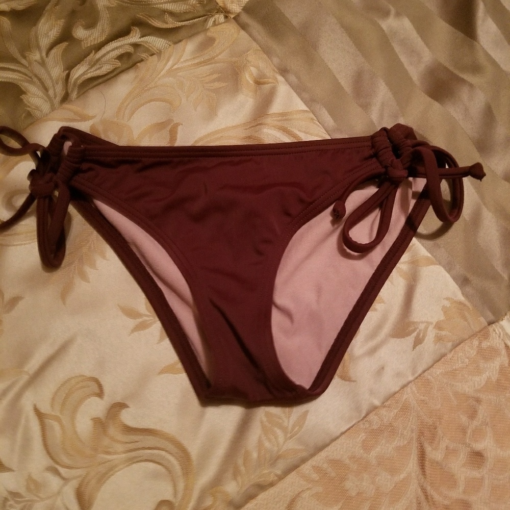 Maroon NWOT swim bottoms